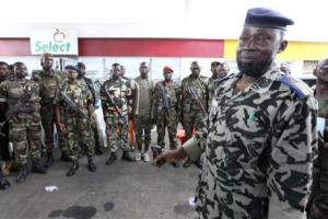 Depuis la chute du président Laurent Gbagbo, ouattara et Soro peine à donner un visage humain à leur semblant d'armée !!!